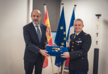 La gendarmerie restitue un pistolet historique à l’Espagne